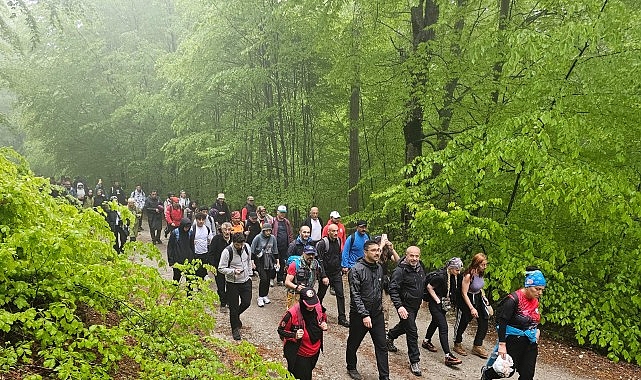 İnegöl’de 19 Mayıs Kutlamaları Tabiat Yürüyüşü İle Başladı