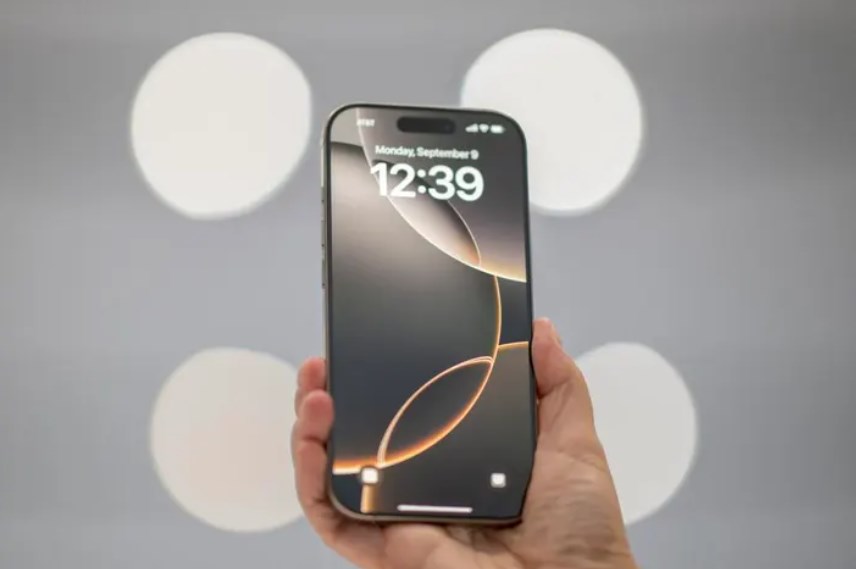 iPhone 17 Air dizaynıyla öne çıkarken pil konusunda sınıfta kalabilir