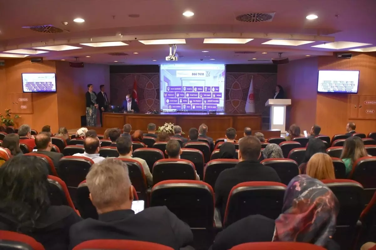 İsimli Eğitim ile Dijital Dönüşüm