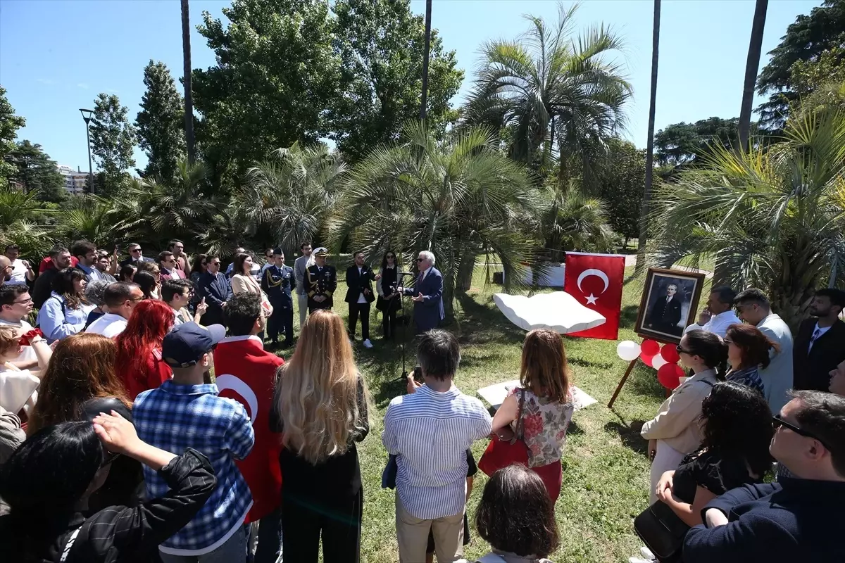 İtalya’daki Türk öğrenciler, 19 Mayıs Atatürk’ü Anma, Gençlik ve Spor Bayramı’nı kutladı