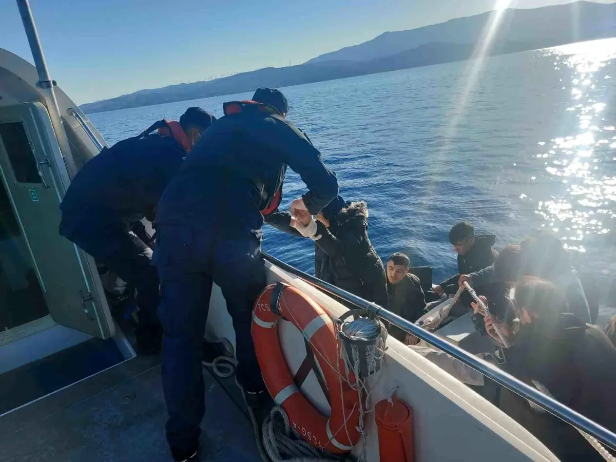 İzmir’de 67 Göçmen Kurtarıldı