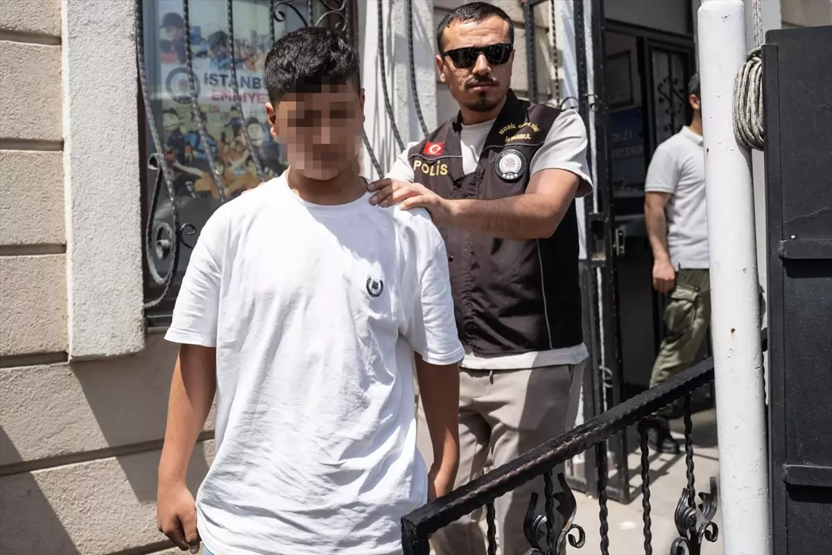 Kadıköy’de Bıçaklama Olayında 2 Kuşkulu Tutuklandı