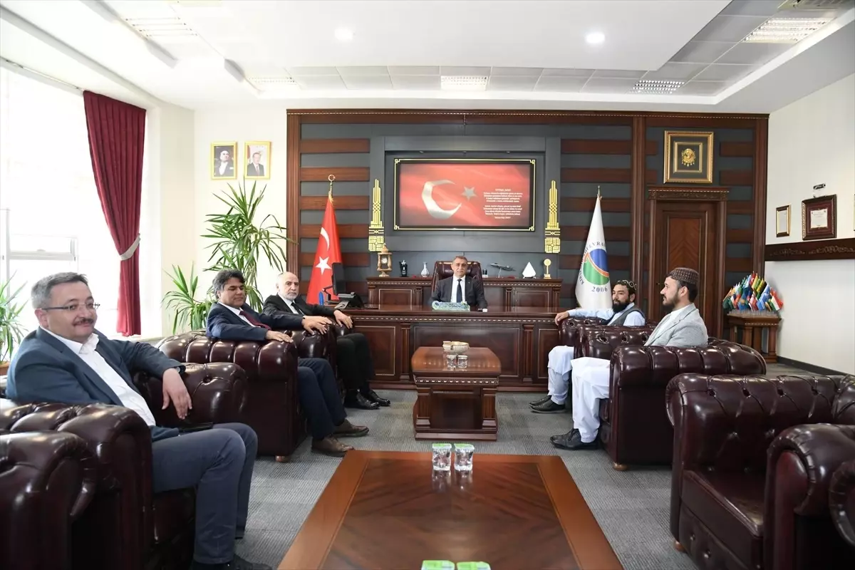 KAEÜ, Afganistan Büyükelçiliği ile Görüştü