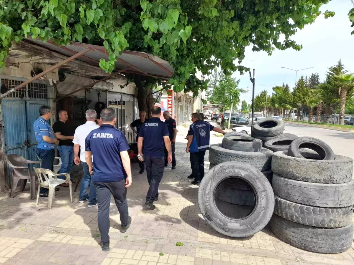 Kahta Belediyesi Kaldırım İşgallerine Karşı Kontrollerini Sürdürüyor