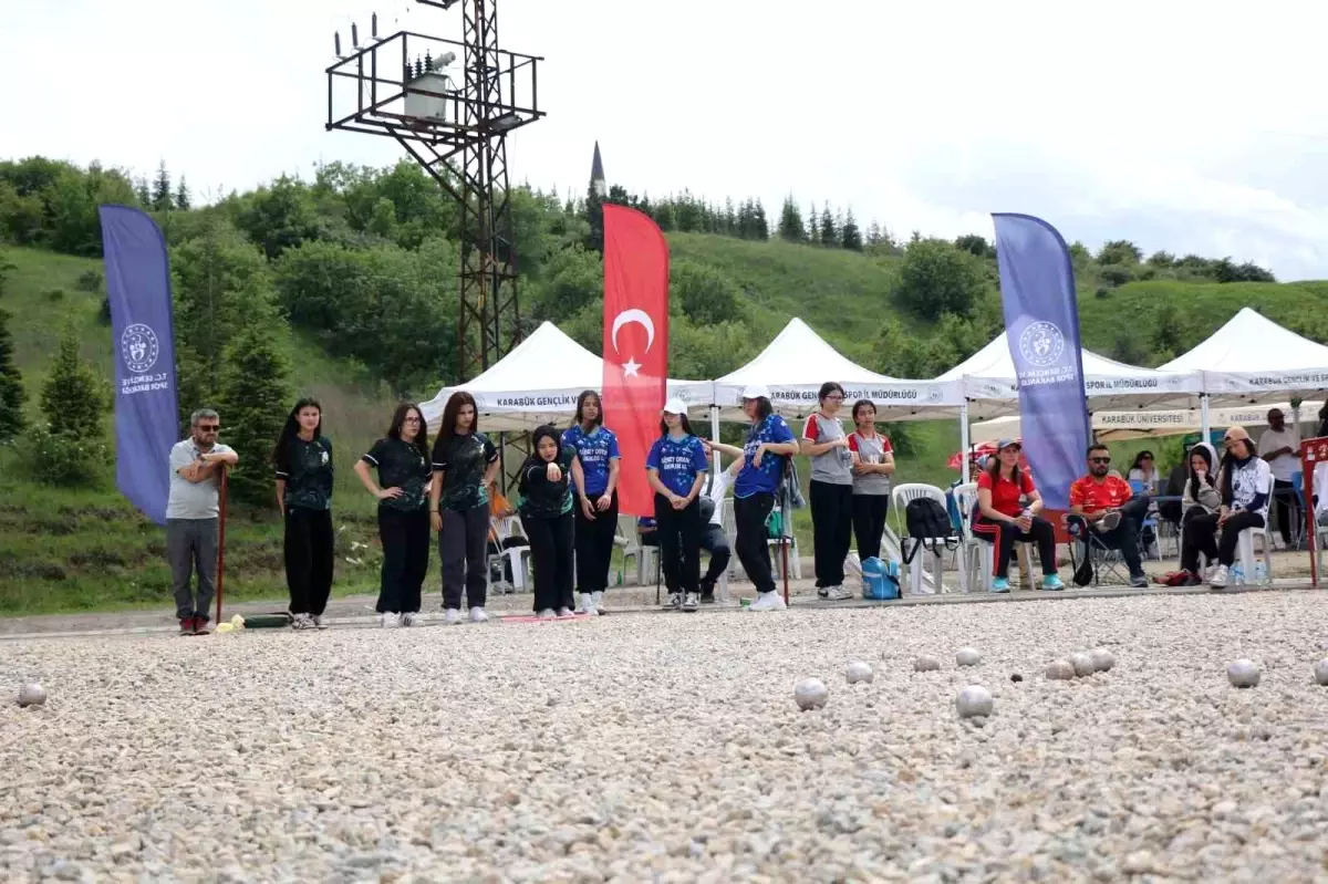 Karabük’te Okul Sporları Bocce Karşılaşmaları