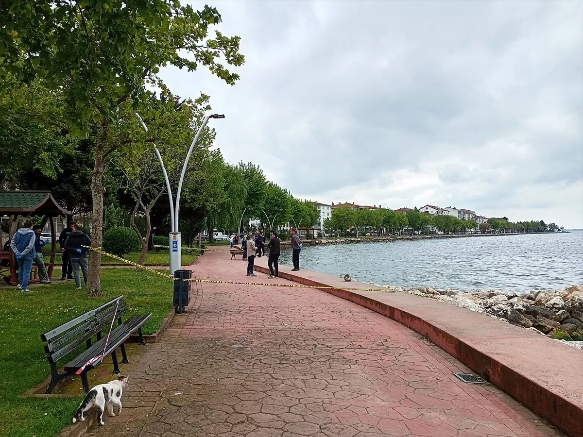 Karamürsel’de Erkek Cesedi Bulundu