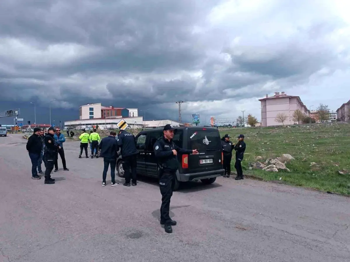 Kars’ta Okul Etraflarında Güvenlik Kontrolü