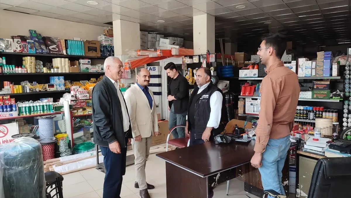 Kaymakam Altınöz Esnafı Ziyaret Etti