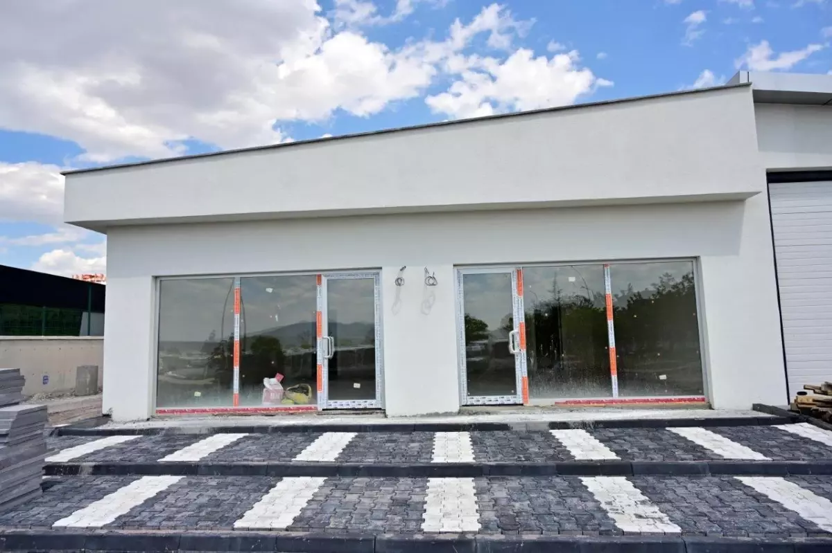 Kayseri OSB’de İki Eczane Tamamlandı