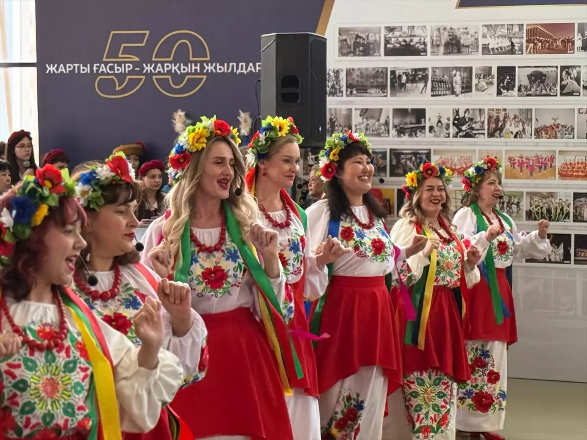 Kazakistan’da Halk Birliği Günü Kutlandı