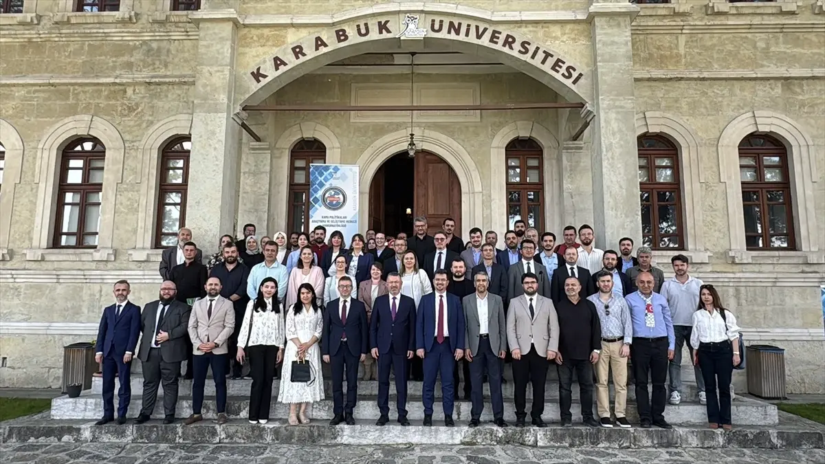KBÜ Kamu Siyasetleri Merkezi Kurdu