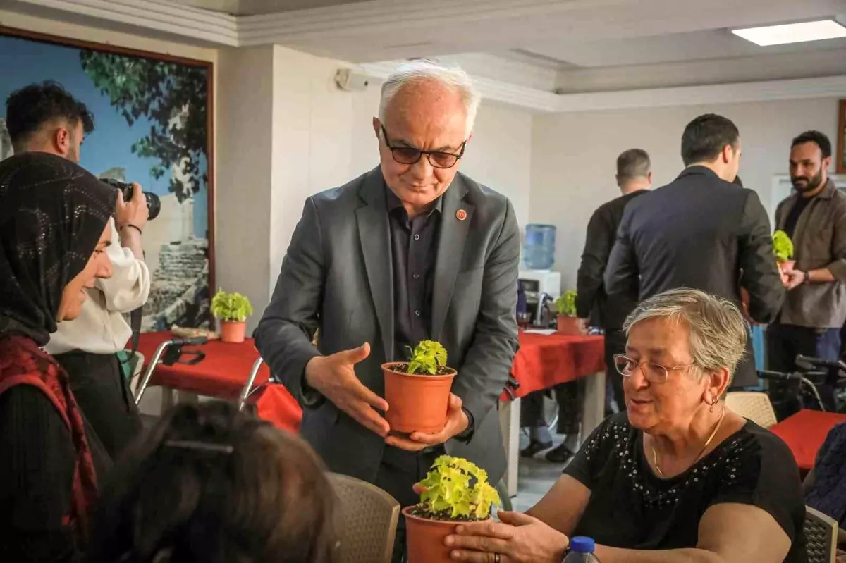 Keçiören’de Anneler Günü Coşkusu
