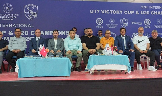 Kemer’de Memleketler arası Güreş Heyecanı