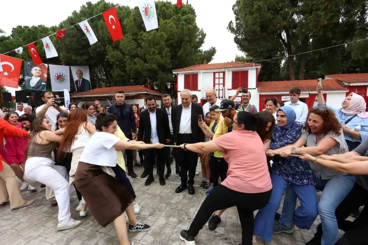 Kepez’de Anneler Günü Aktifliği Renkli Manzaralara Sahne Oldu