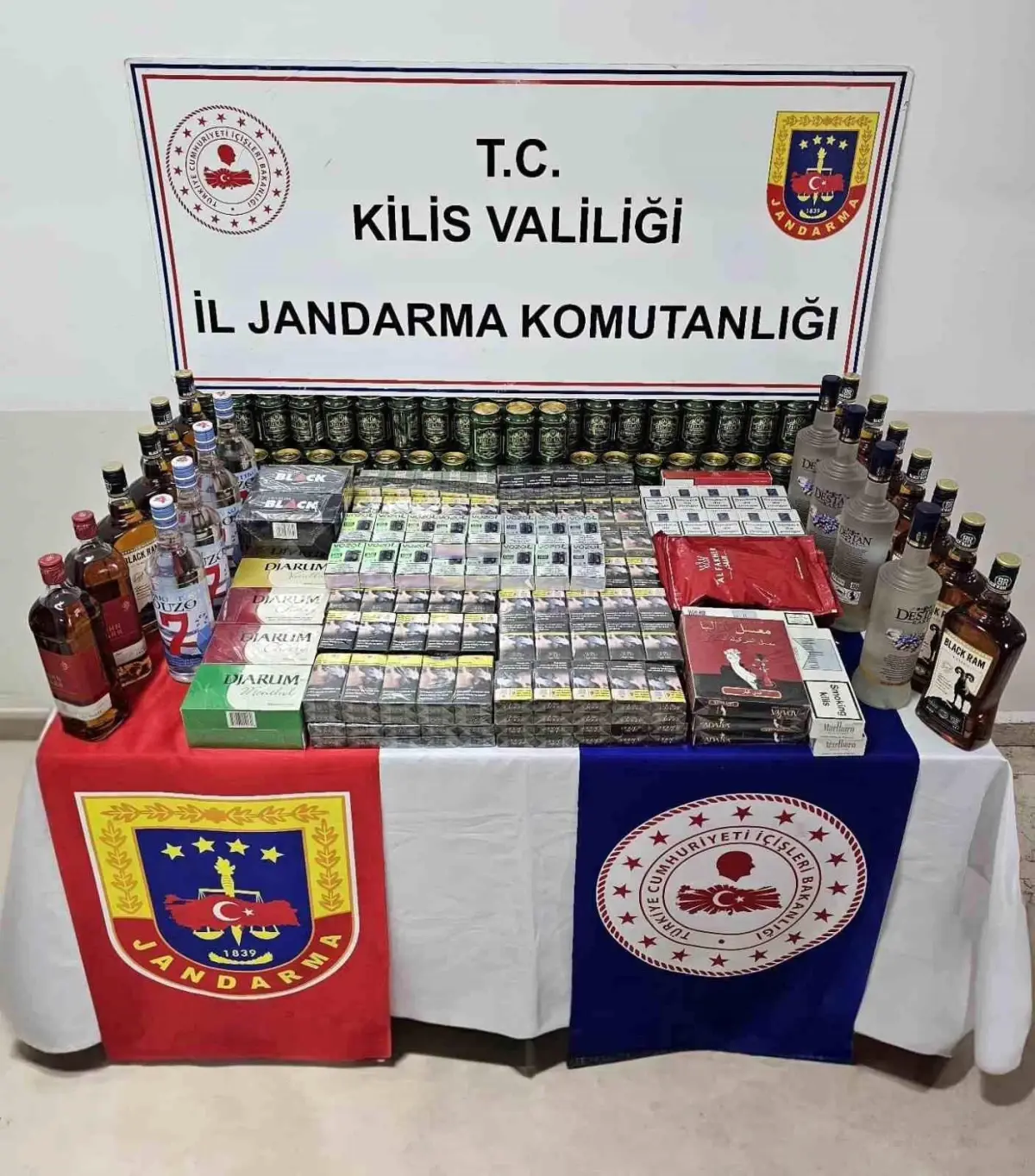 Kilis’te Kaçak Materyal Operasyonu