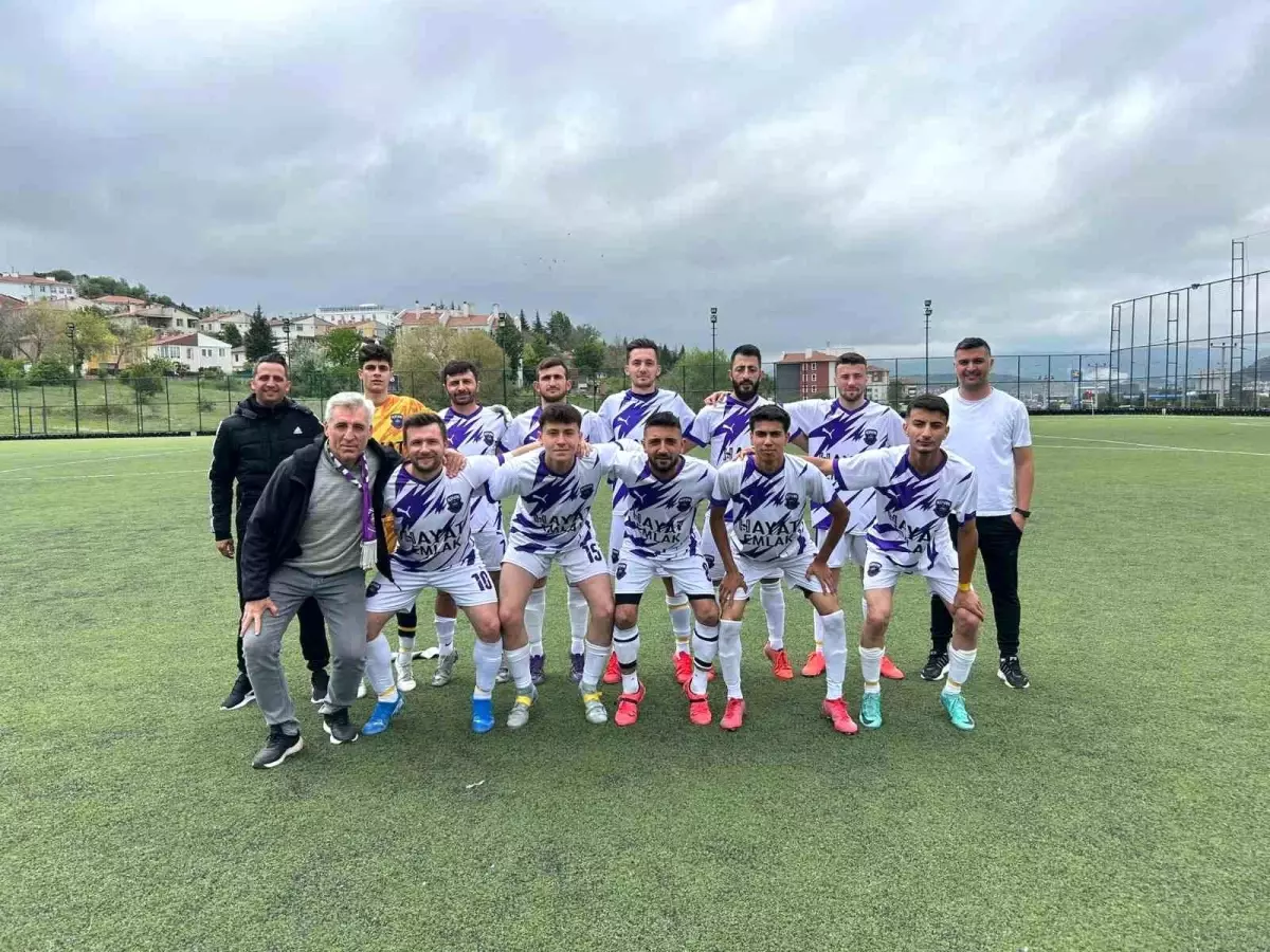 Kınıkspor Kritik Galibiyetle Doruğa Yaklaştı