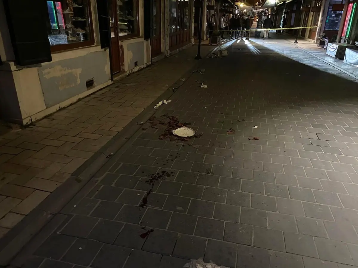 Kula’da Bıçaklı Arbede: 1 Ağır Yaralı