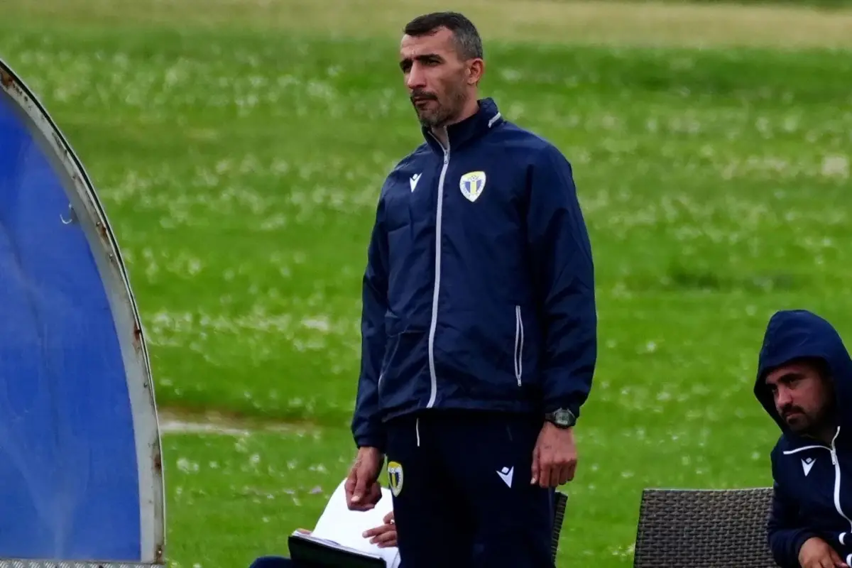 Küme düşme riski olan ekibini üçüncü yaptı! Mehmet Topal’a üst üste talipler