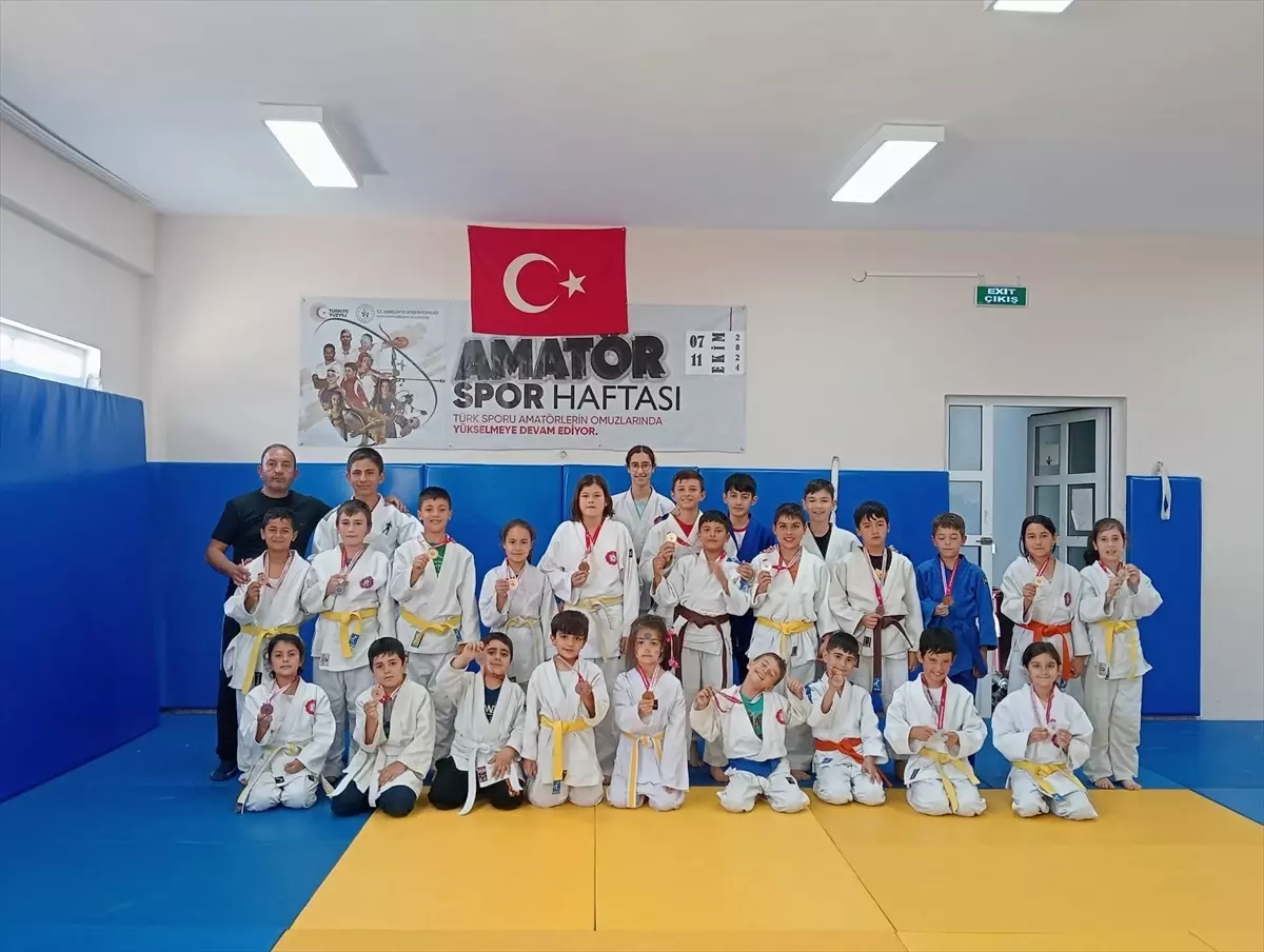 Kumluca’da Judo Turnuvası Düzenlendi