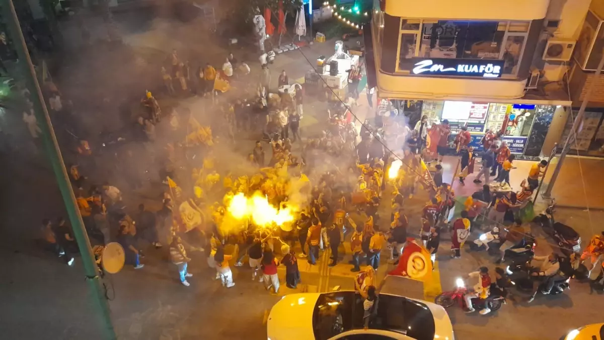 Kuşadası’nda Galatasaray Coşkuyla Kutlandı