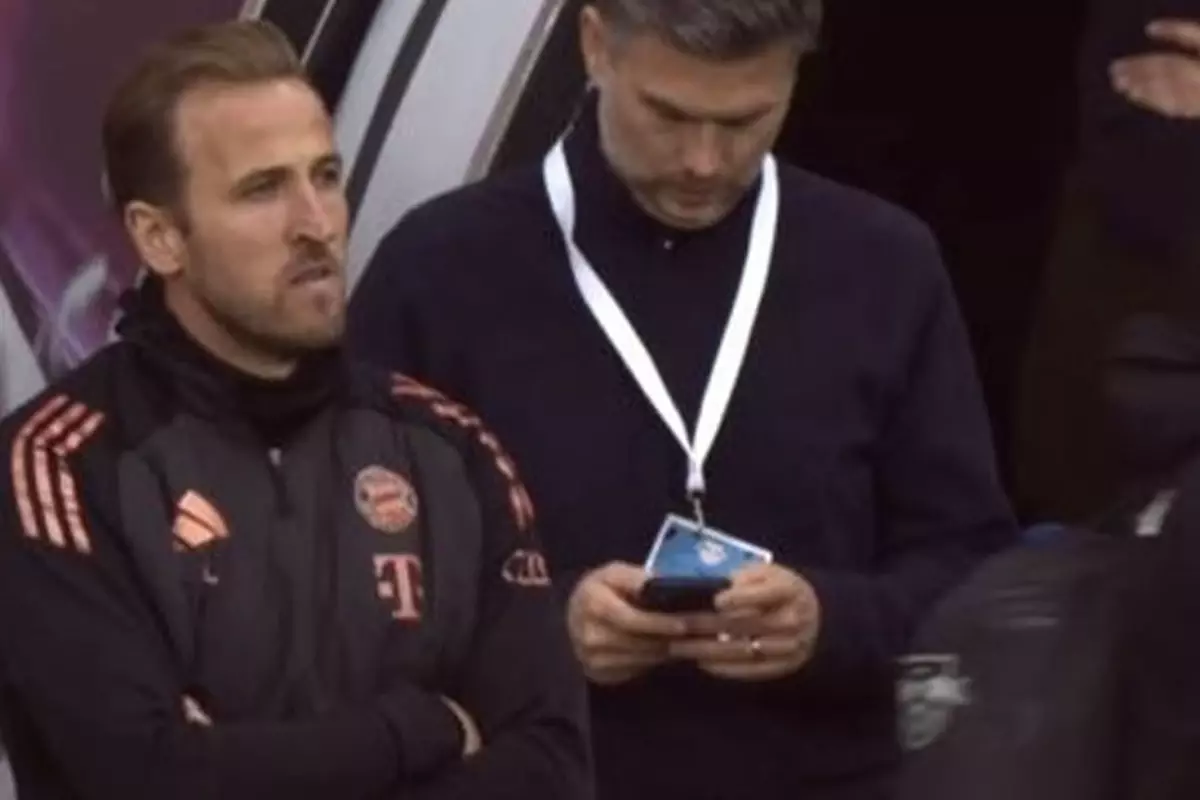 Lanet devam ediyor! Harry Kane alana indi şampiyonluk ertelendi