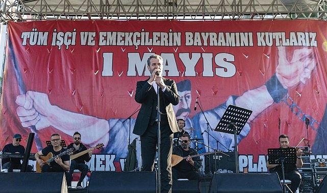Lider Abdullah Özyiğit, 1 Mayıs’ta işçilerle yürüdü