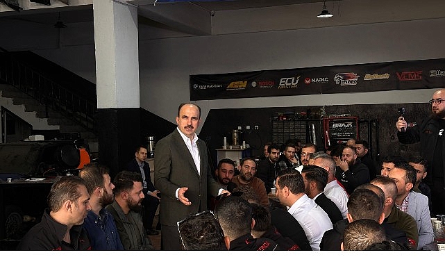 Lider Altay, Çalışan Gençlik Meclisi ile Araba ve Motor Spor Kulübü Üyeleriyle Buluştu