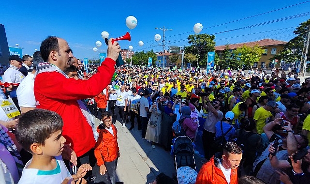 Lider Altay Tüm Sporseverleri Milletlerarası Konya Yarı Maratonu’na Katılmaya Davet Etti