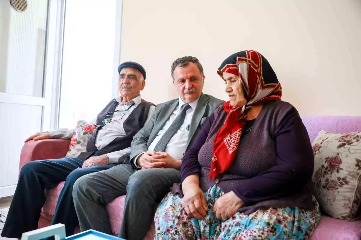 Lider Balaban şehit anneleriyle bir ortaya geldi