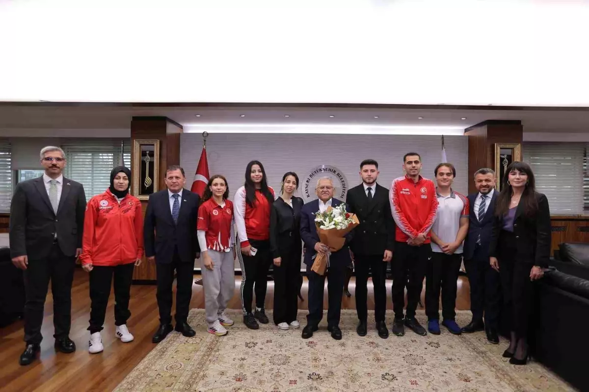Lider Büyükkılıç’tan Gönül Belediyeciliği Örneği