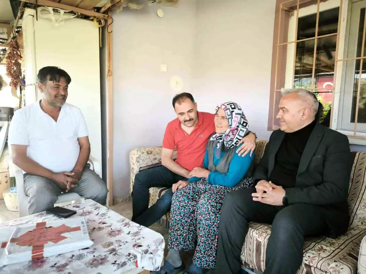 Lider Kara şehit annelerini unutmadı