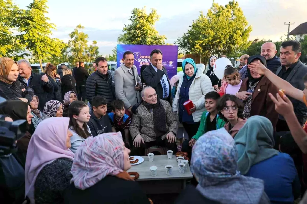 Lider Özlü, Mahalle Sakinleriyle Buluştu