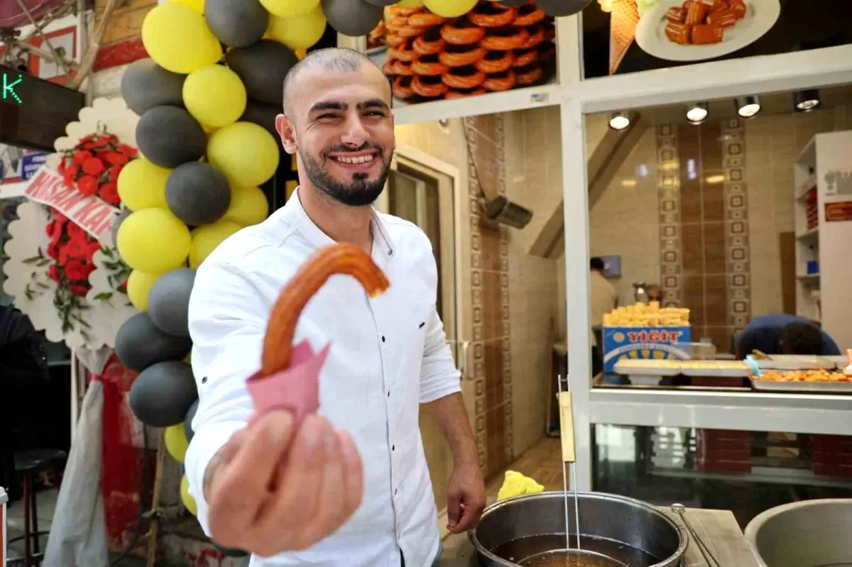 Lokman Ağırman’ın Tatlı Dükkanı Açıldı