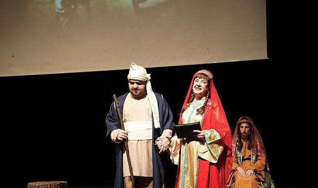 Manisiz Yürekler Torbalı’da Sahne Aldı