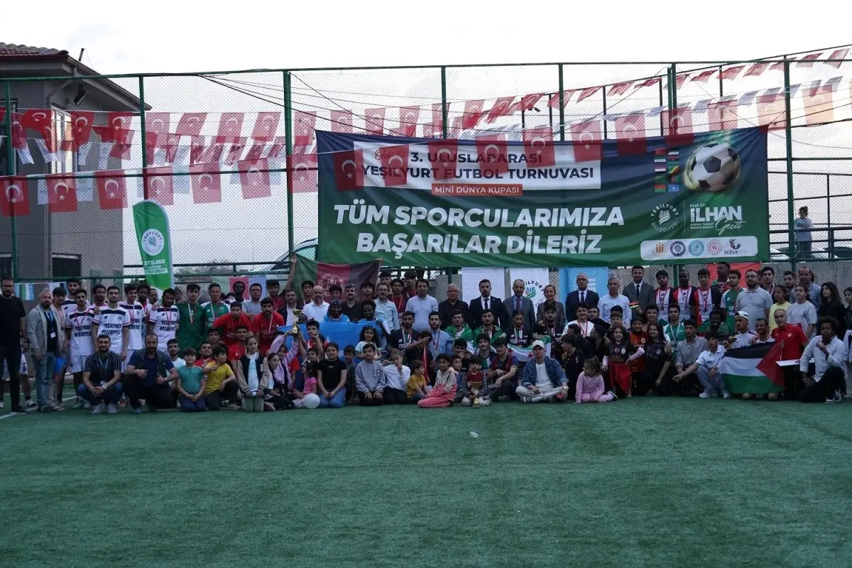 Memleketler arası Yeşilyurt Futbol Turnuvası’nda Şampiyon Suriye Karması
