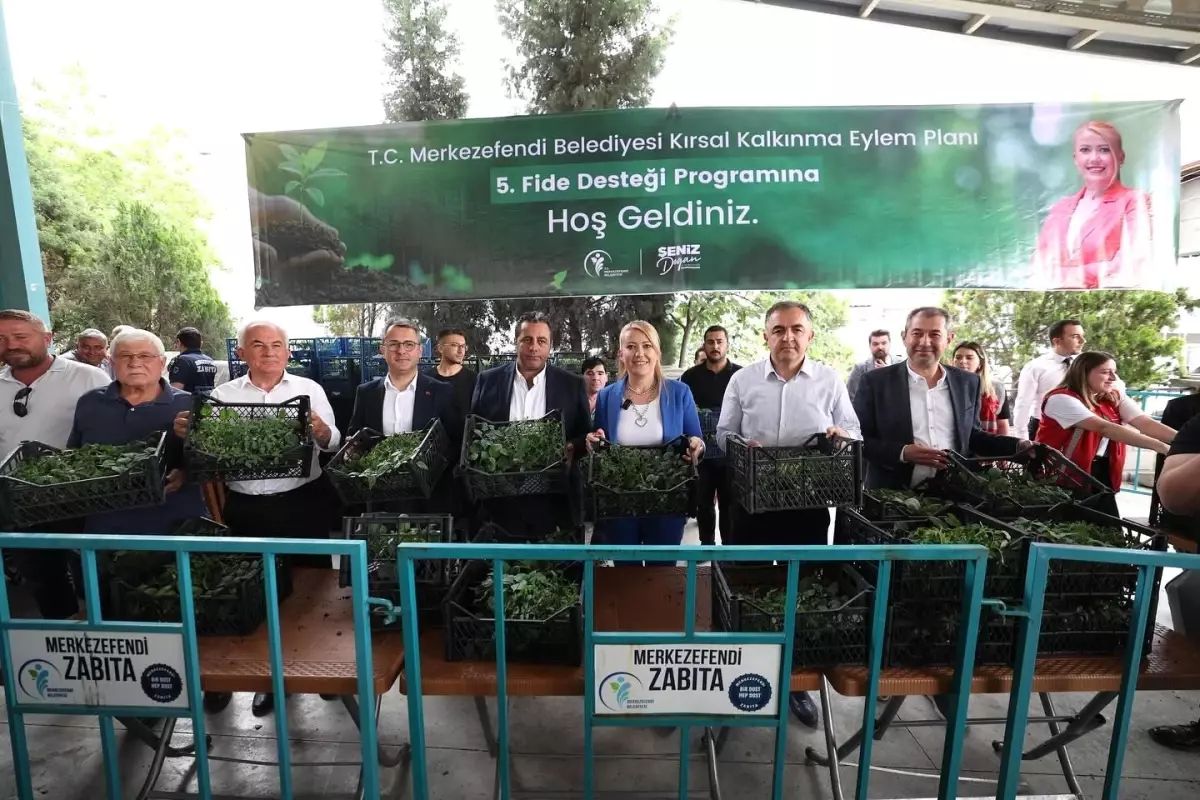 Merkezefendi Belediyesi’nden Çiftçilere Fide Takviyesi