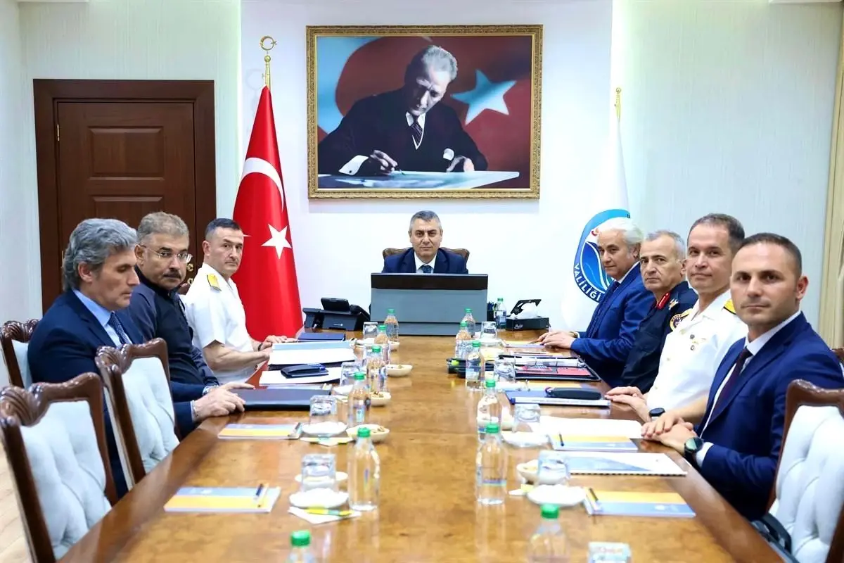 Mersin’de 871 Aranan Şahıs Yakalandı