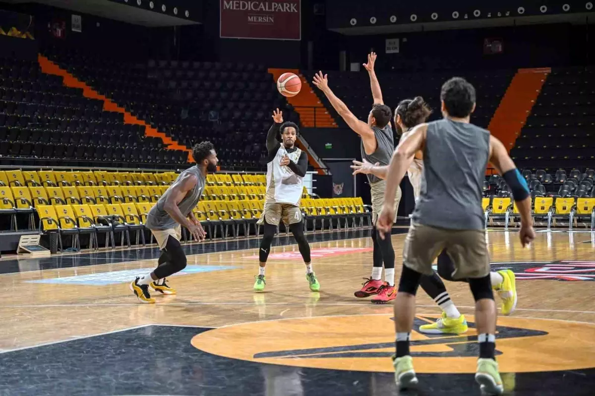 Mersinspor Play-off için Bahçeşehir’e karşı