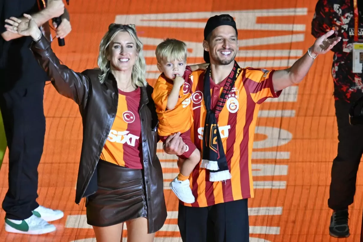 Mertens’in eşi Kat Kerkhofs Galatasaraylı taraftarlardan yardım istedi