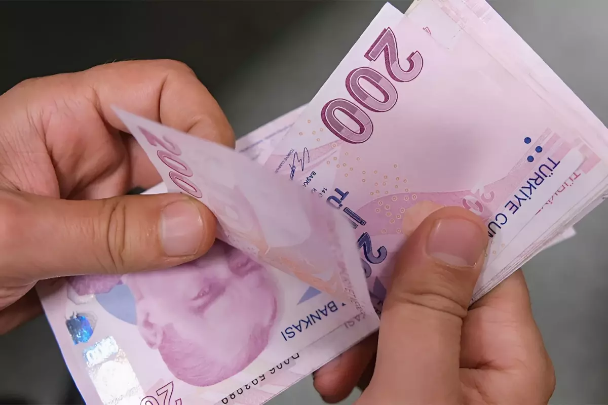 Milyonlarca emeklinin maaş artırımı için geri sayım başladı