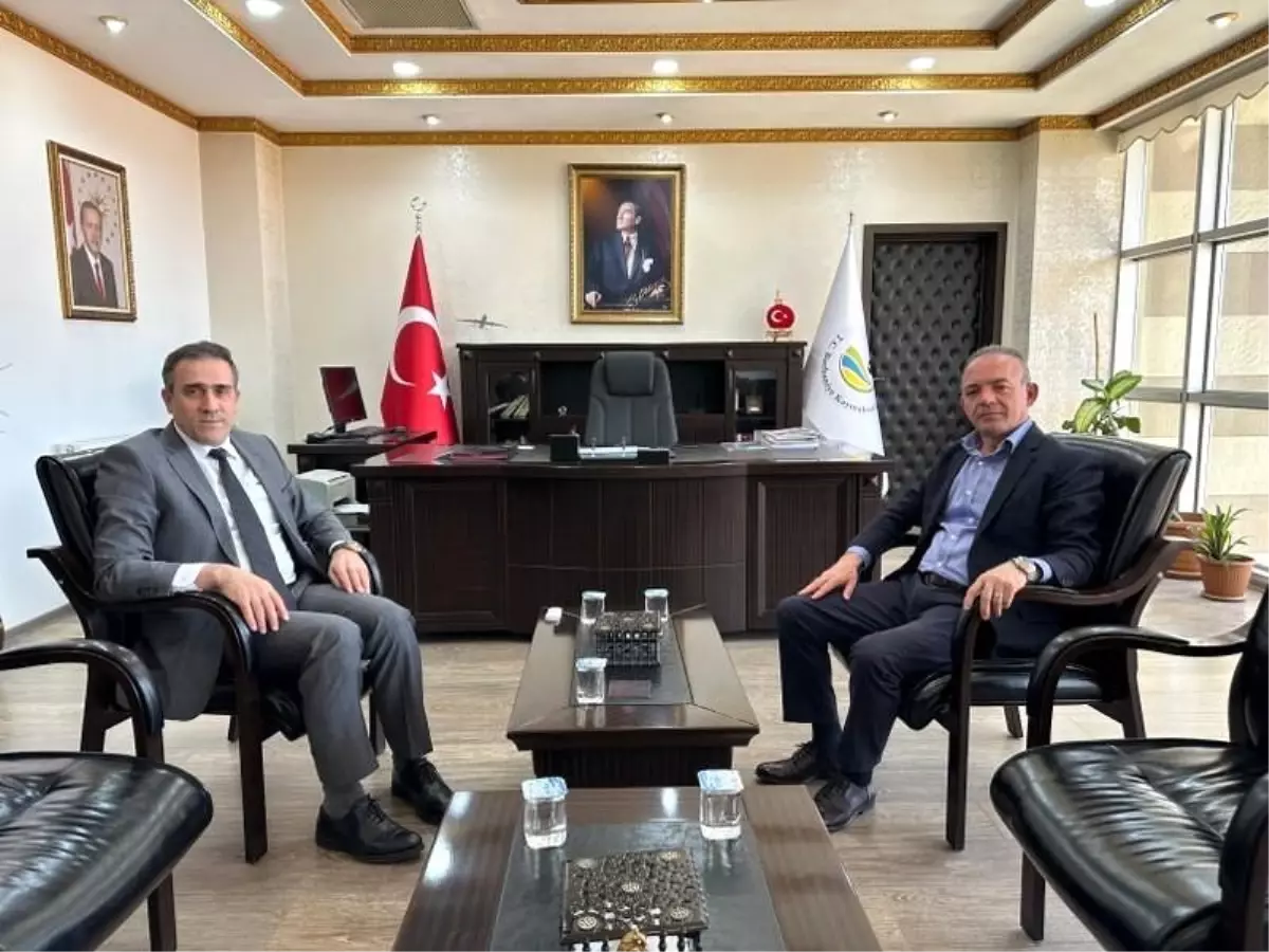 Mülkiye Başmüfettişi Öner, Kaymakam Memiş’i Ziyaret Etti