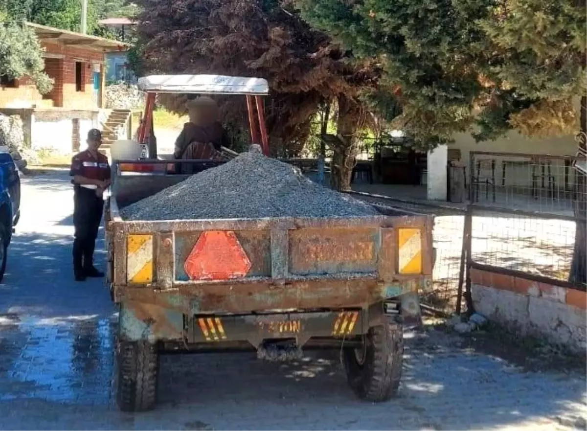 Müsaadesiz Kum Çeken Şahıs Yakalandı