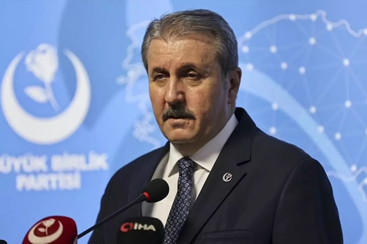 Mustafa Destici’den Özgür Özel’e yönelik atağa sert reaksiyon