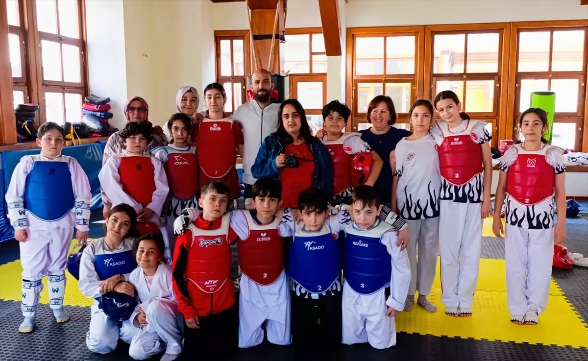 Nallıhan Bushido Taekwondo’da 4 Madalya Kazandı