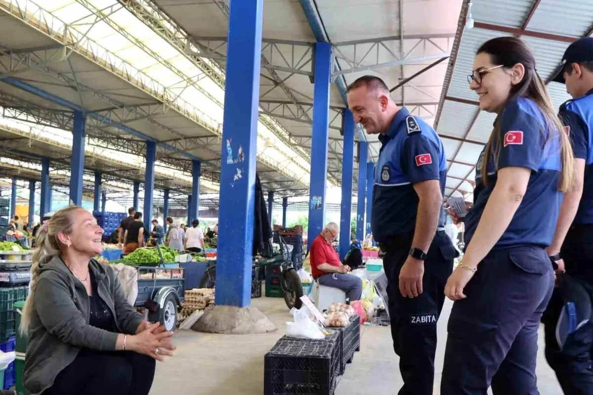 Nazilli Belediyesi, Cumartesi Pazarında Kontrollerini Sürdürüyor