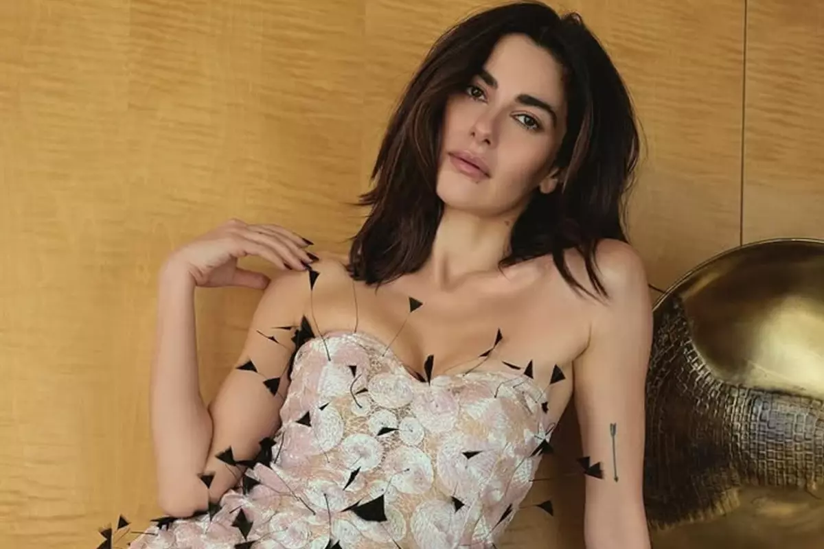 Nesrin Cevadzade’den gözü pek Hıdırellez pozu