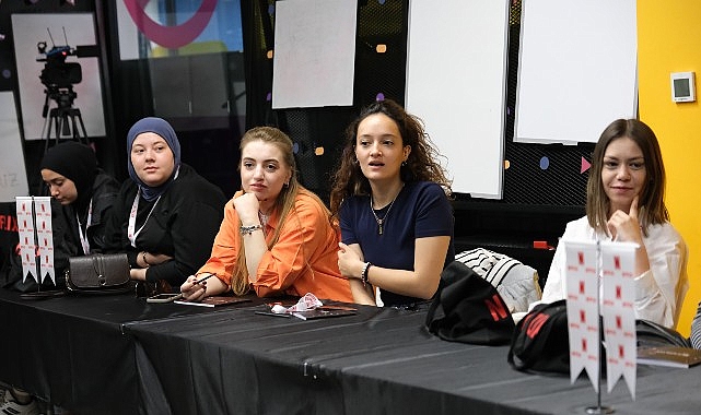 Netflix, Anadolu’daki Genç Yeteneklere Dayanağını Sürdürüyor