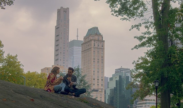 Netflix, Kimler Geldi Kimler Geçti’nin 2. dönem fragmanını paylaştı.