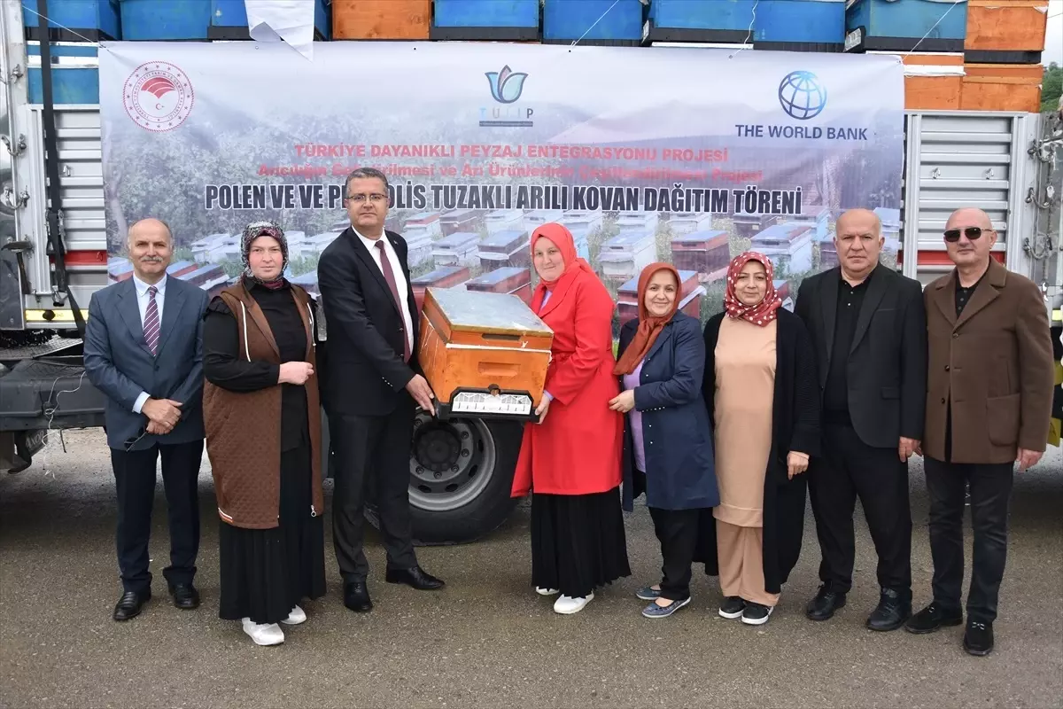 Ordu’da Arıcılara Kovan Dayanağı