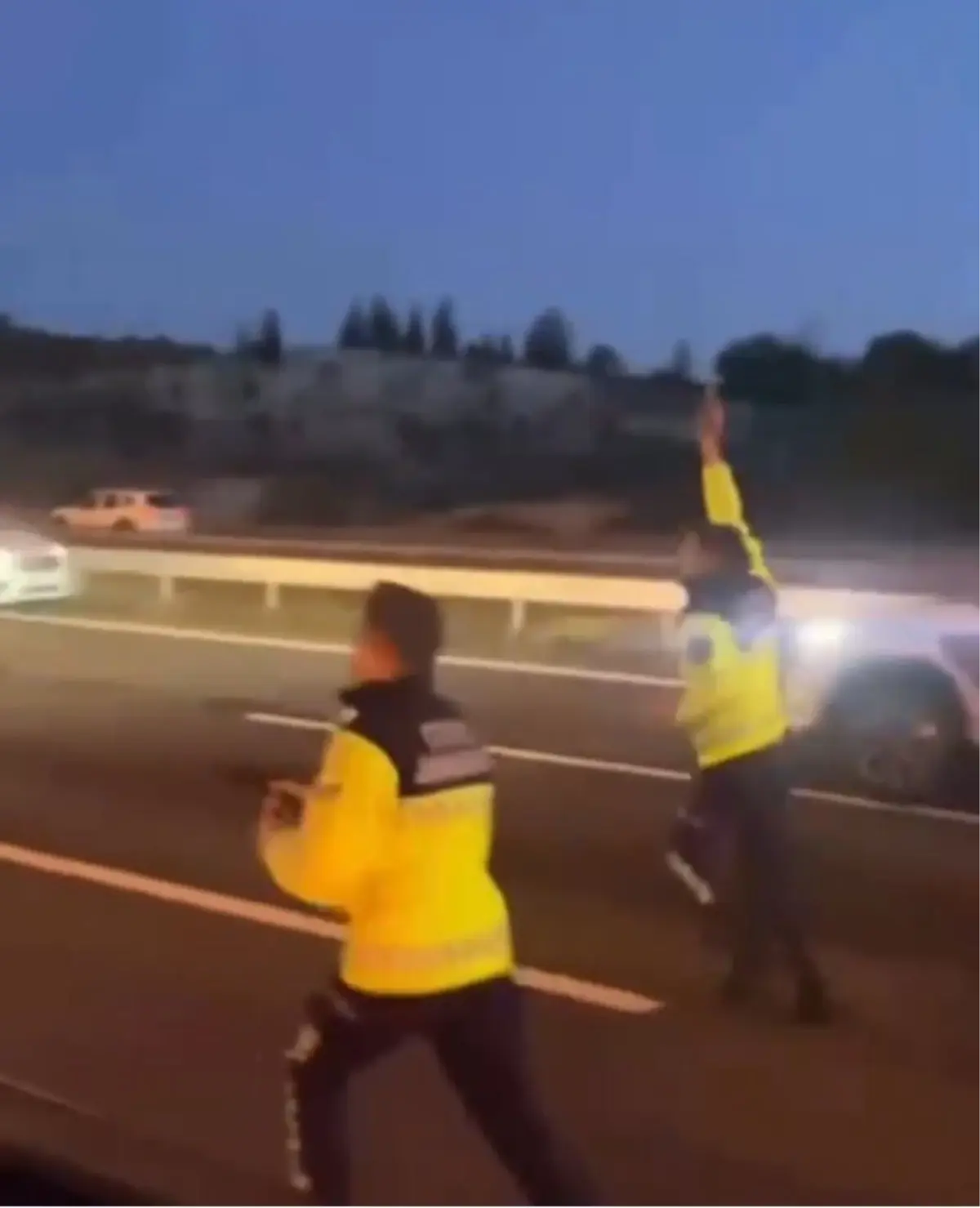 Otoyolda Jandarmaya Direnen Şoför Tutuklandı